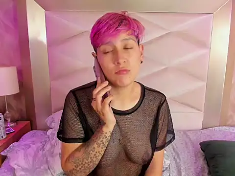 دردشة DannyRouds الجنسية المباشرة