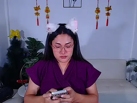 Pokazy przed kamerką – plysaithailand