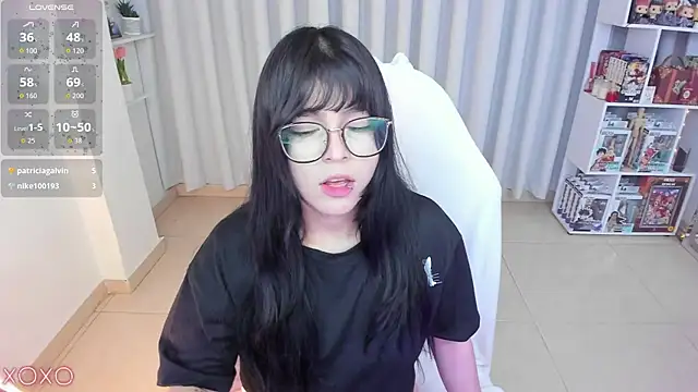 Chat +18 de misshoneyxxx ao vivo