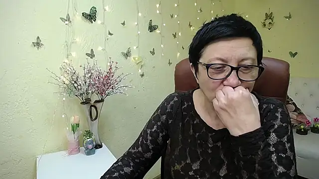 Chat +18 de EmilyL0ve ao vivo