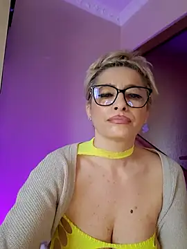 Chatroom XXX en direct de LunaBlaise