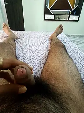 Chat XXX Live Tall_Hairy_Man