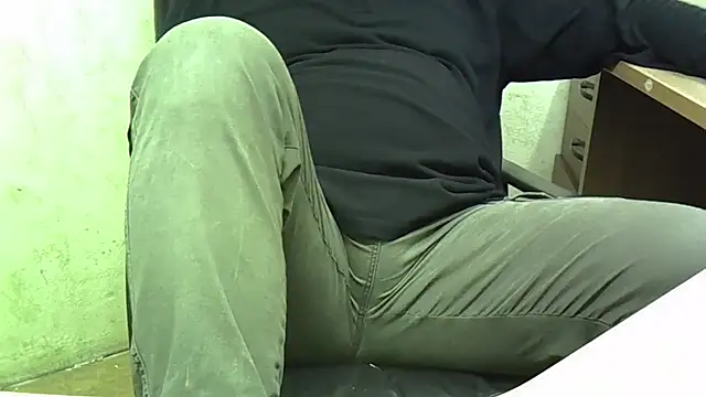 nikdov3 Live XXX-Chat