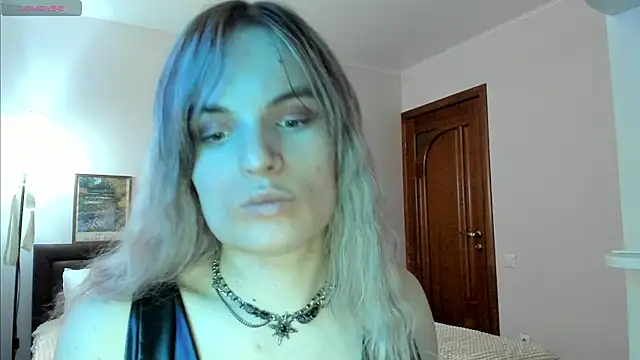 milliKira006 webkamerás műsora