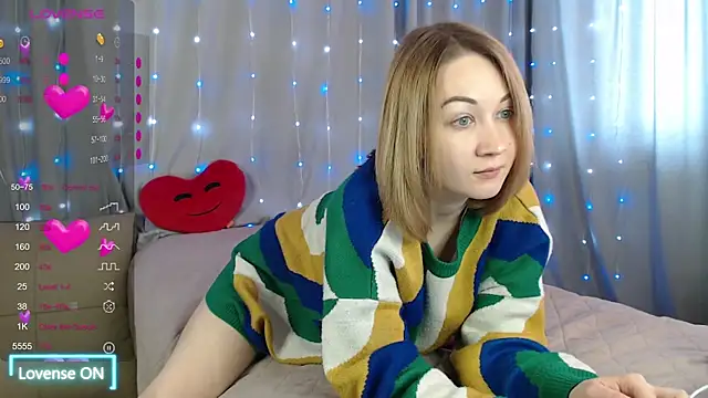 DaddysSluttyGirl2001 Live XXX-Chat