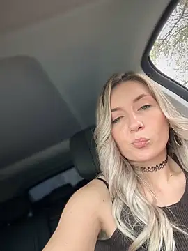 Crazy-Rosaのウェブカメラショー