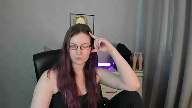 Chat XXX en directo de emmaxDelight