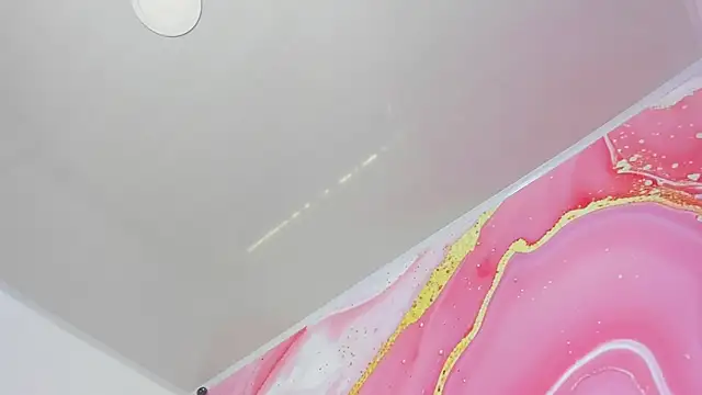 Daisy__rose Show in webcam