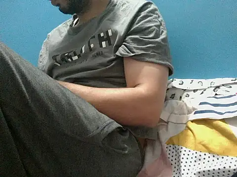 Precumboner 即時 XXX 聊天