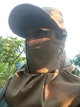 Show modela nangmo na web-kameri