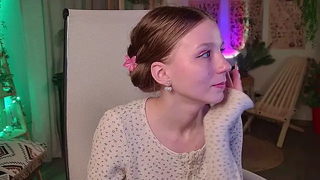 ElliFrankenweenie Chat XXX in diretta