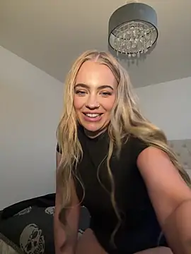 Alexiahaven: διαδικτυακό σόου στην κάμερα