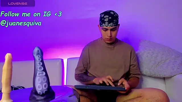 Chat +18 de ThomasThundr ao vivo