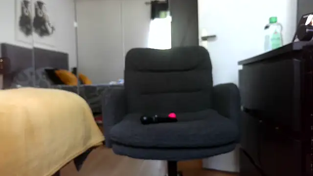 MelissaXcurvy Chat XXX in diretta