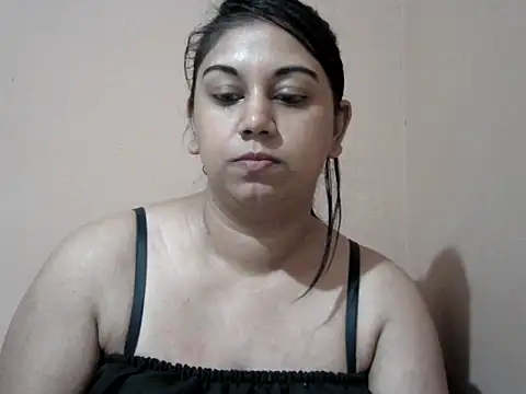 bellachow10 Live XXX-chat