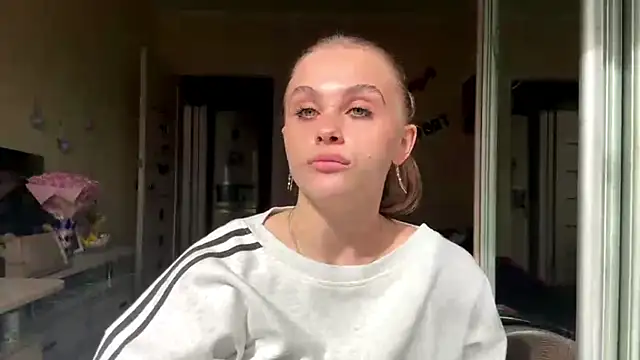 Chat +18 de Elle_GrEat ao vivo