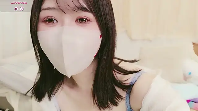 ConatsuのライブXXXチャット