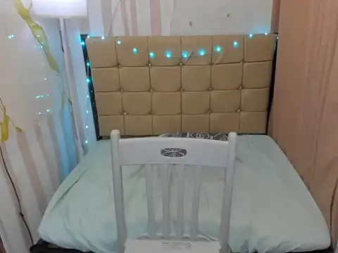 AsianHardCockTs Pertunjukan Webcam