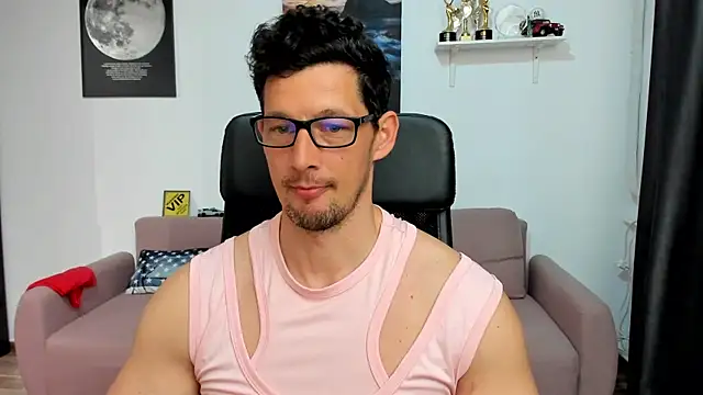 BrutusK08 Webcam show