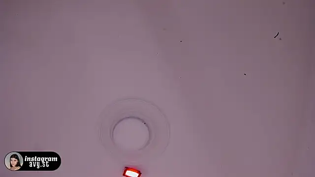 avy_st's Live XXX Chat