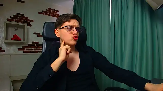 FelixStarkk Show in webcam