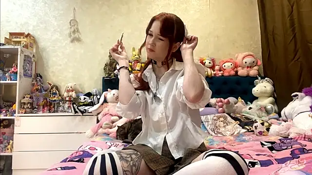 AlisaHoshiCos' Live XXX Chat