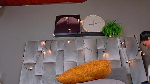 Chat XXX en directo de Meganlove__