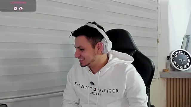 Rick_Adams: διαδικτυακό σόου στην κάμερα