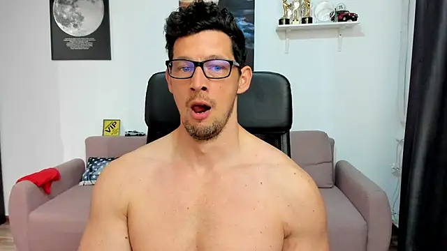 BrutusK08: απευθείας συνομιλία ΧΧΧ