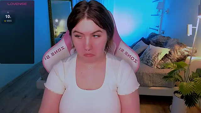 lovelyy_julia Chat XXX in diretta