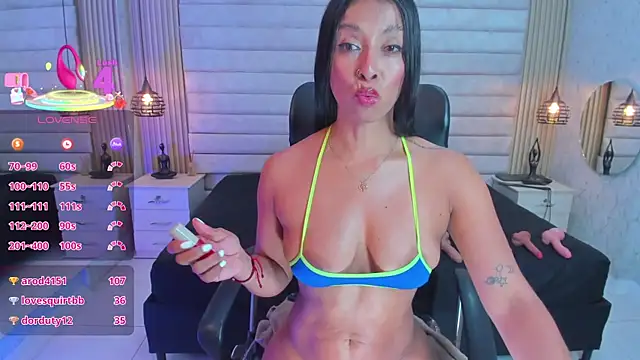 xcarlettt élő XXX-chatje