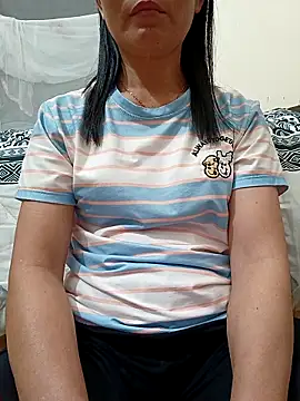 Doremon_95 网络视讯表演