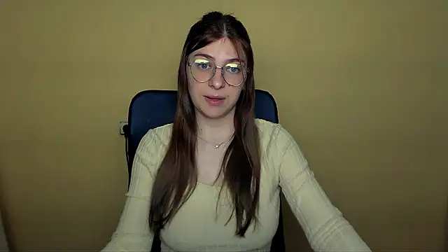 Chat +18 de Luna_Lush_ ao vivo