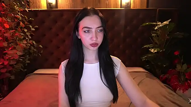 WildKittenX_'s Live XXX Chat