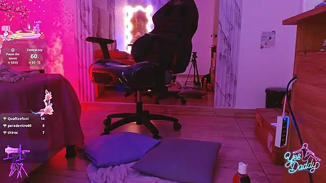 osamu_tay webcam show