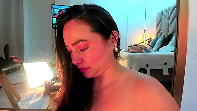 Chat +18 de SabrinaVantress ao vivo