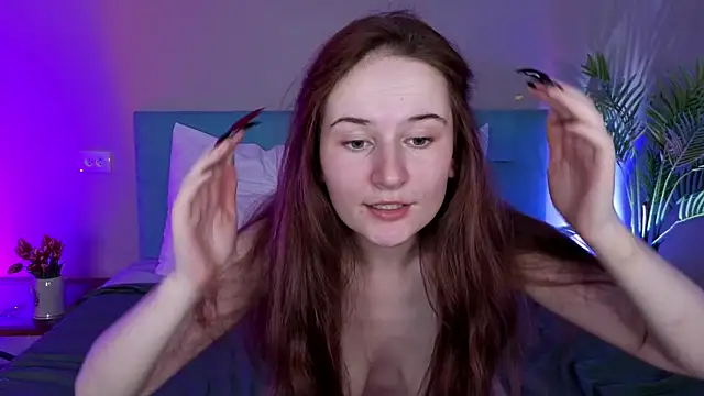 Show modela L1ittle_kitty_ na web-kameri