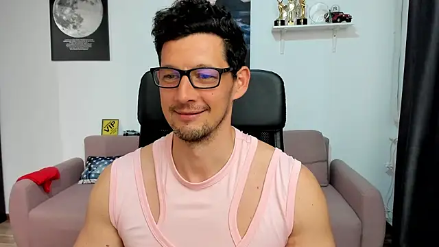 BrutusK08 Chat XXX live