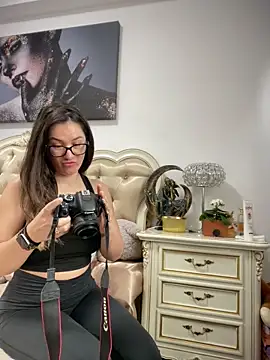 Czat XXX na żywo – HotXMom_