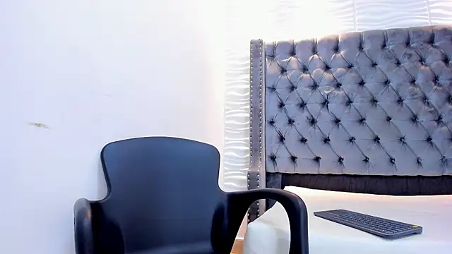 Chat +18 de Joseph_vans2 ao vivo