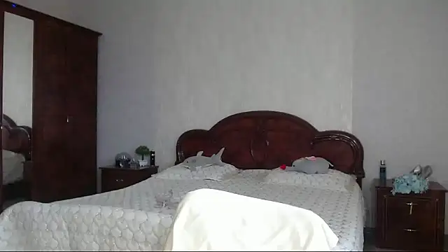 Batari Adlı Modelin Canlı XXX Sohbeti