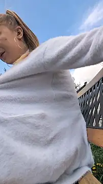 Czat XXX na żywo – Risky_girl23_