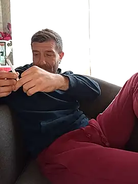 Alexdaniel89 在線直播表演