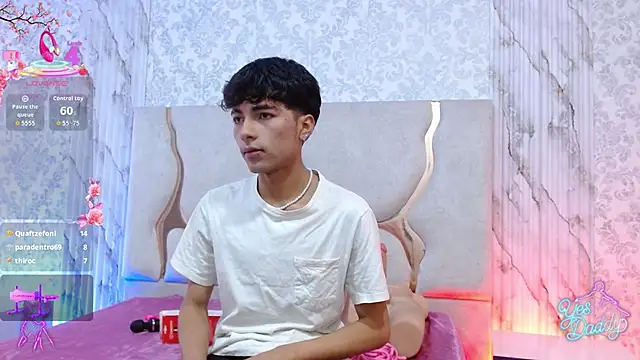 Webkamerová show osamu_tay