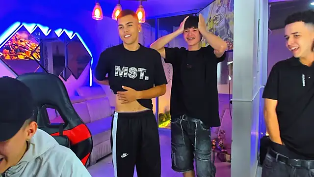 แชท XXX สดของ Houseofwarrios