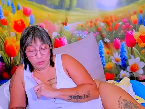 indianroxy Chat XXX in diretta