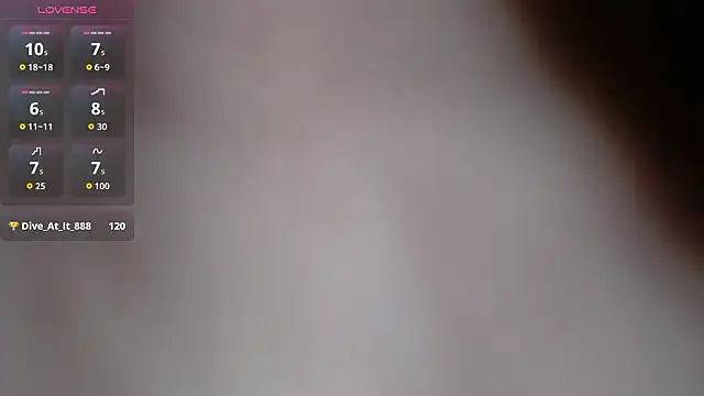 Pui-Ch Chat XXX in diretta