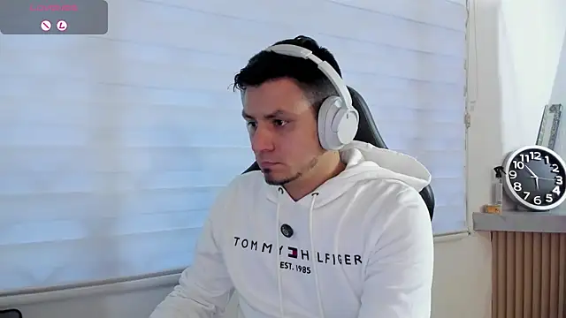 Show modela Rick_Adams na web-kameri