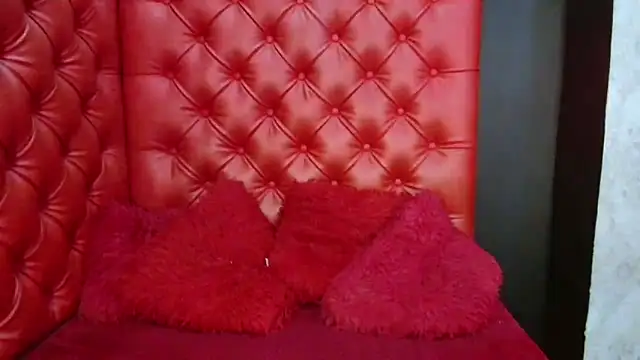 LadyMiax Live XXX-chat