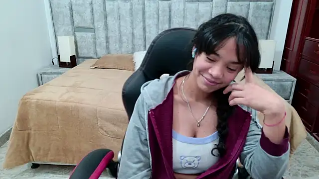 laureentt_: онлайн-секс-чат